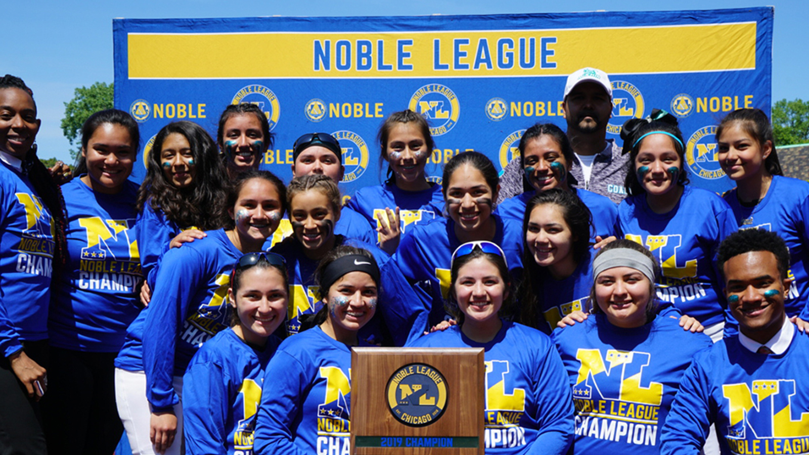 Muchin Holds On to Defeat Speer Academy in the Noble League Softball Championship